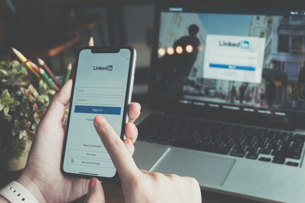 Dein LinkedIn-Profil: 7 Schritte, die essentiell beim Erstellen oder Updaten deines Profils sind!